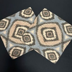 Set of 2 Pillow Covers